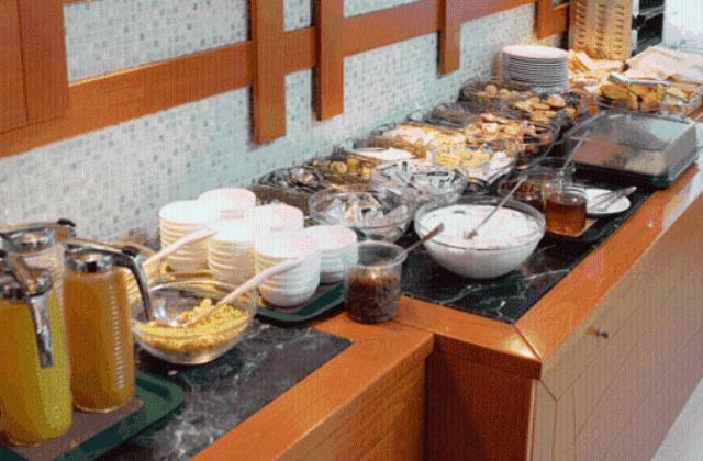 Elpida City Hotel Széresz Kültér fotó
